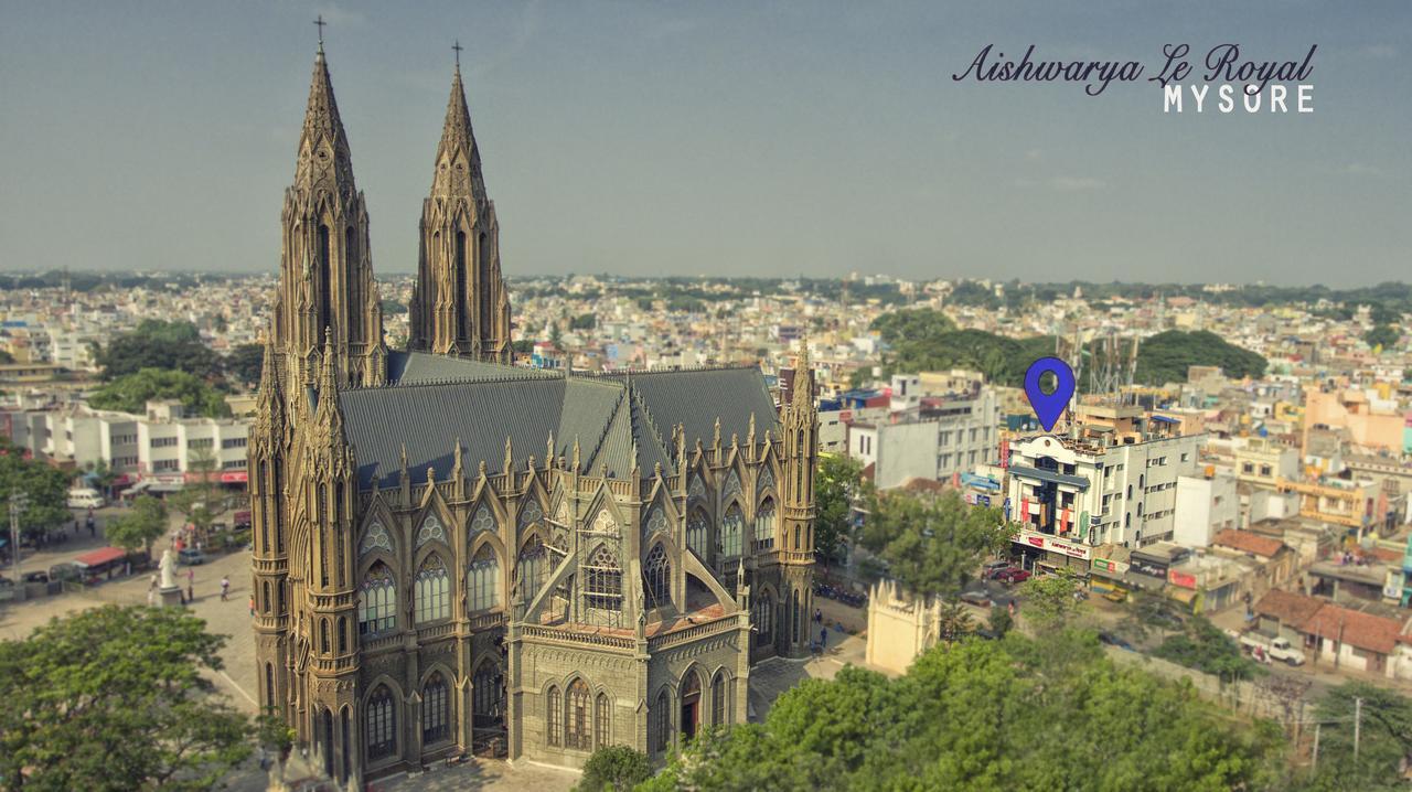ไอศวรรย์ เลอ รอยัล Hotel ไมซอร์ ภายนอก รูปภาพ