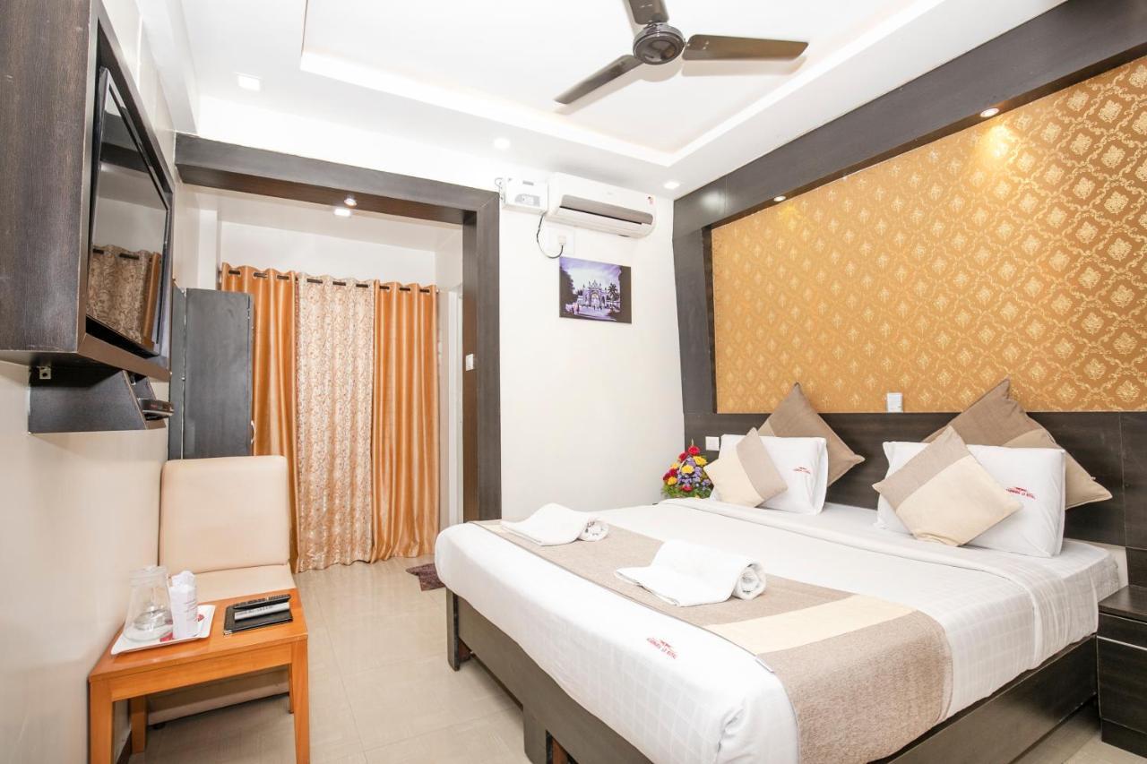 ไอศวรรย์ เลอ รอยัล Hotel ไมซอร์ ภายนอก รูปภาพ