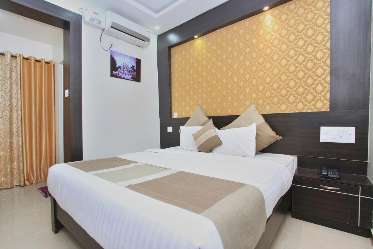 ไอศวรรย์ เลอ รอยัล Hotel ไมซอร์ ภายนอก รูปภาพ